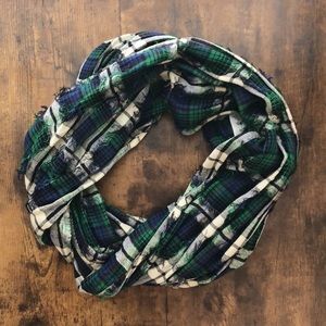 Infinity scarf